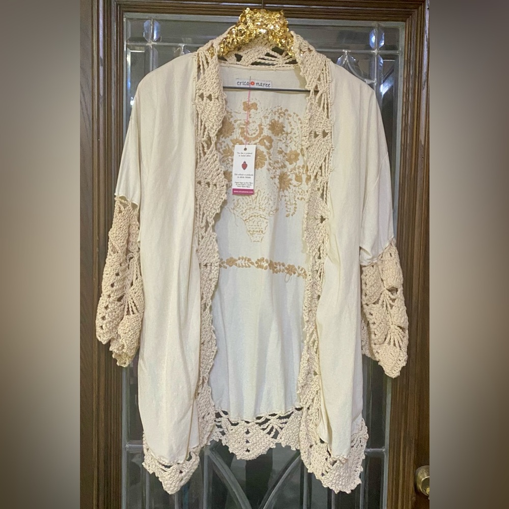 Erica Maree Cream Crochet Trim Kimono Cardigan S/M – NWT